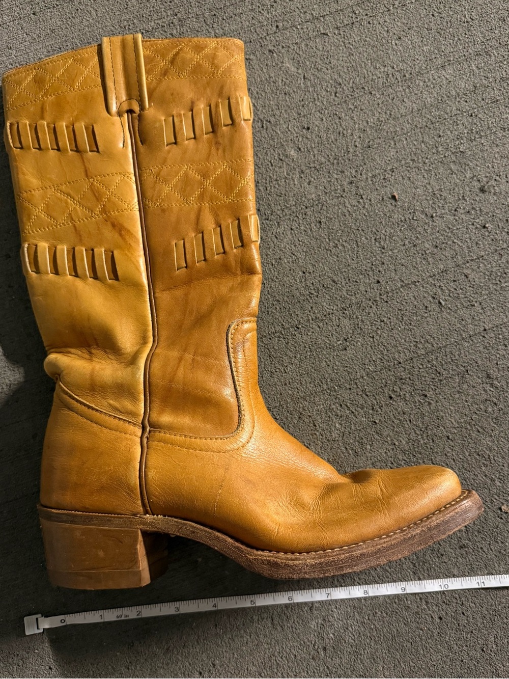 Vintage Leather Women's Boots - Picture 8 of 8